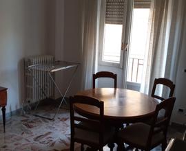 Camere in appartamento Viale della croce rossa