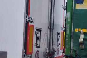 Semirimorchio frigo Rolfo