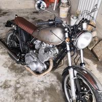 Suzuki GS 450 Café Racer 