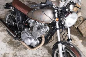 Suzuki GS 450 Café Racer 