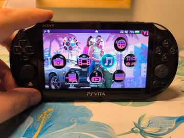 PS Vita PCH-2000