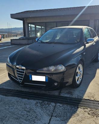 Alfa Romeo 147 1.6 16V TS (105) 5 porte Black Line