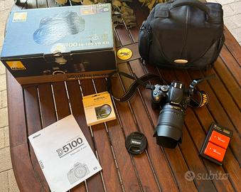 Set completo Nikon d5100 + obiettivo 18-105 VR