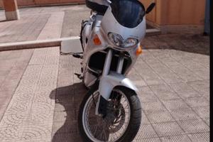 Aprilia pegaso 650