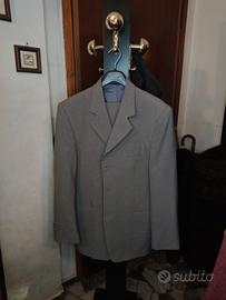 completo elegante uomo