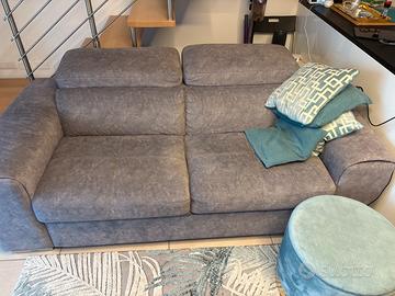 Divano comprato 3 anni fa e usato pochissimo