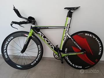Kuota Kueen-K Crono / Triathlon Carbonio + Ruote R