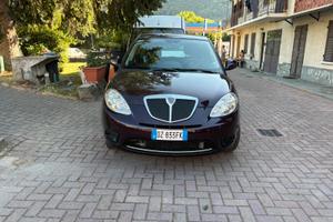 Lancia Y