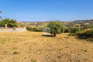 TER. RESIDENZIALE A ATRI