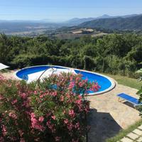 Tra Umbria e Toscana rustico panoramico