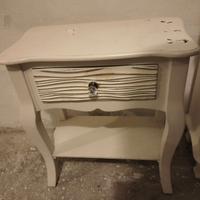 Cassettiera con comodino