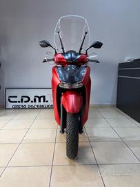 Honda SH 350 Sporty rosso