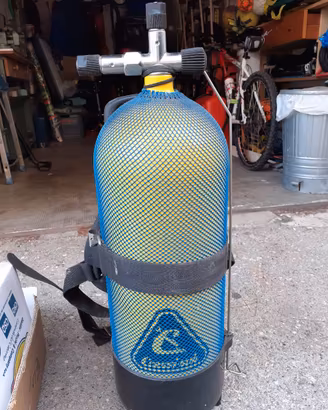 Bombola sub ed erogatori