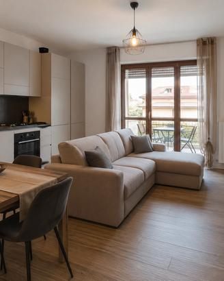 Ampio bilocale con balcone a Nova Milanese