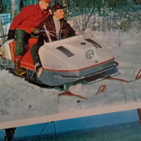 vari ricambi x motoslitta d’epoca