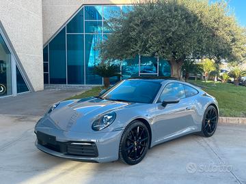 Porsche 911 992 Carrera possibilità noleggio no sc