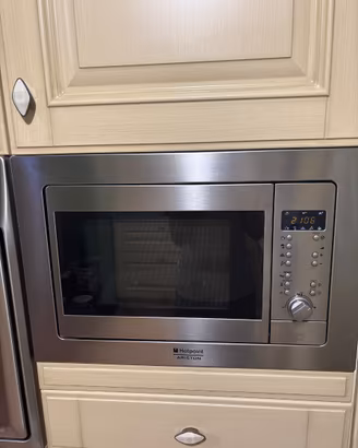 Microonde ad incasso hotpoint