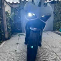 Panigale v2 white edition