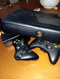 X Box 360 + due Controler 