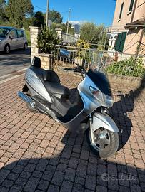 SUZUKI AN BURGMAN 400