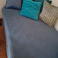 copridivano o coperta in pile