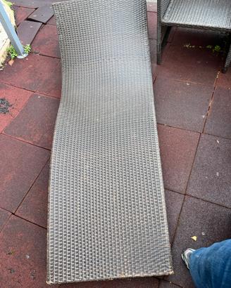 Letto in rattan da giardino