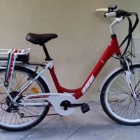 Bici Elettrica Donna quasi nuova