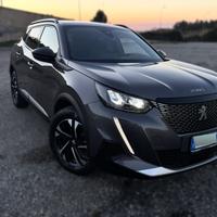 Peugeot 2008  1.2 puretech Allure Pack Eat8