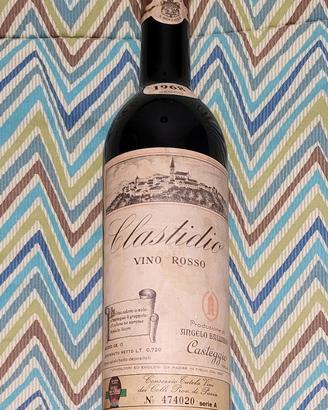 Bottiglia di vino da collezione