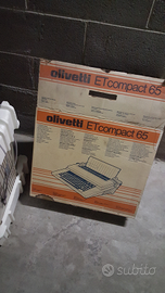 Macchina da scrivere elettrica Olivetti