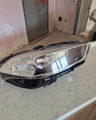 Fari Bmw serie 1 F40