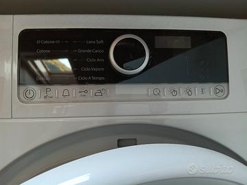 Asciugatrice Whirlpool a libera istallazione 