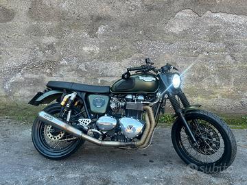 Triumph Thruxton 900