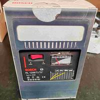 Caricabatteria auto