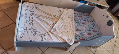 Il lettino misura 145x73cm