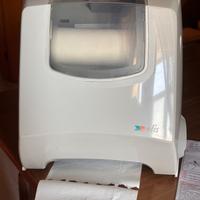 Dispencer carta mani