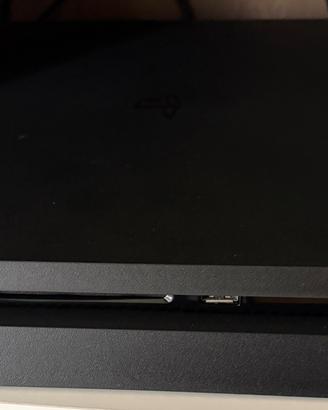 PS4 Slim 500GB + 2 Controller Originali