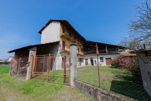 Rustico da ristrutturare