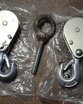 Ganci con carrucole e un golfare