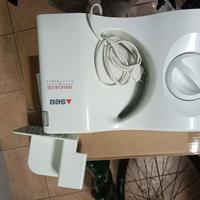 Affettatrice SEB in plastica bianca