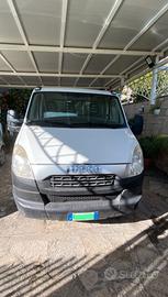 IVECO Daily 35C17 ribaltabile con gru,