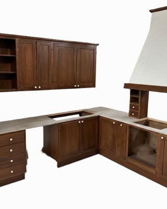 Cucina in legno massello 