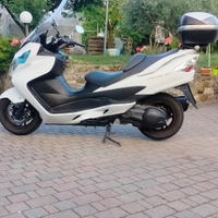 Suzuki AN Burgman 400