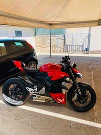 Ducati Streetfighter V2 955cc 2023