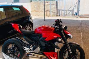 Ducati Streetfighter V2 955cc 2023