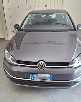 VOLKSWAGEN GOLF 7.5 BUSINESS 2.0 TDI DSG 150CV 