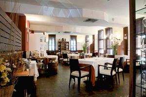 Ristorante di grande dimensioni Rif R483