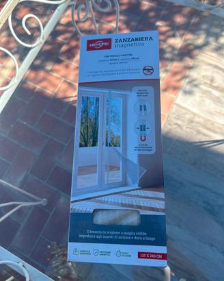 Zanzariera magnetica