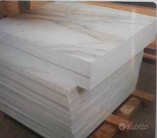 piani tavolo effetto marmo  su ordinazione