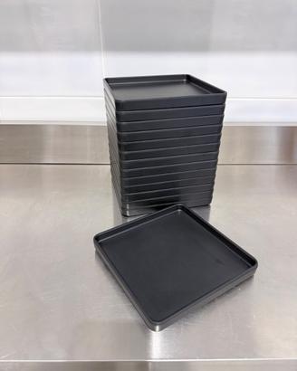 PIATTO QUADRO NERO